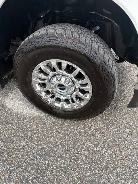 2022 Ford Super Duty F-350 SRW XL