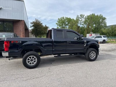 2022 Ford Super Duty F-350 SRW XL