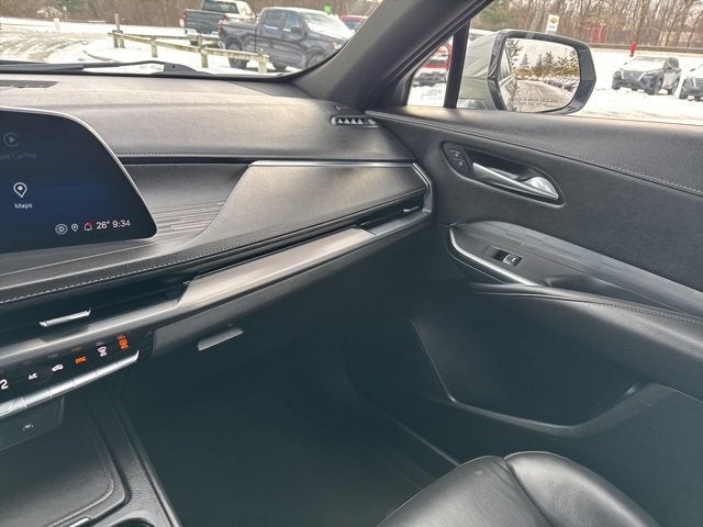 2024 Cadillac XT4 Premium Luxury