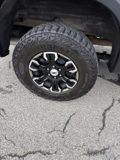 2023 Chevrolet Silverado 1500 ZR2