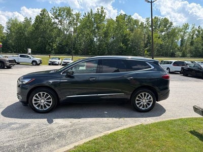2021 Buick Enclave Essence
