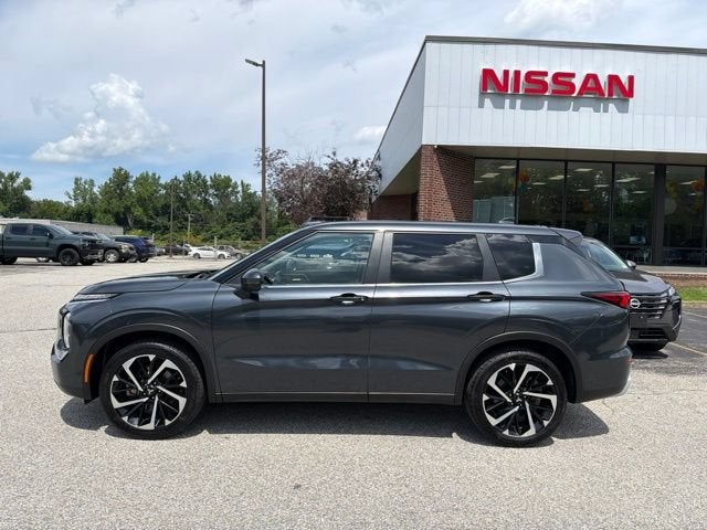 2024 Mitsubishi Outlander SE