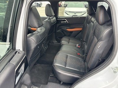 2024 Mitsubishi Outlander SEL