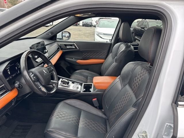 2024 Mitsubishi Outlander SEL