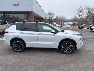 2024 Mitsubishi Outlander SEL