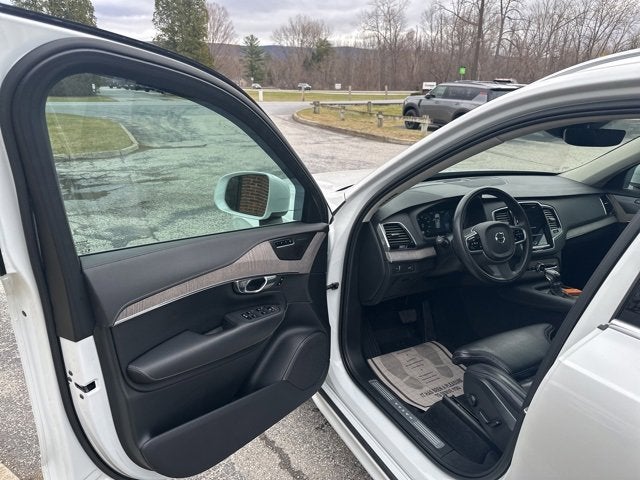 2022 Volvo XC90 Inscription