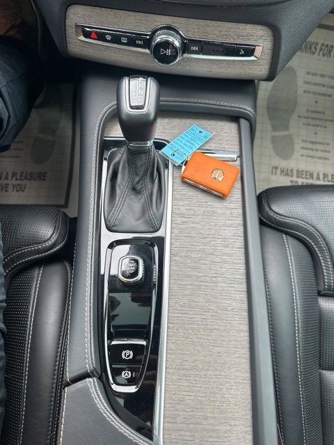 2022 Volvo XC90 Inscription