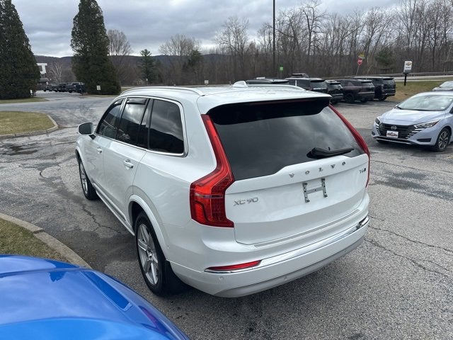 2022 Volvo XC90 Inscription