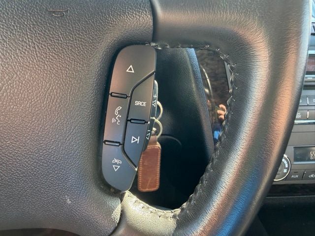 2011 Cadillac DTS Base