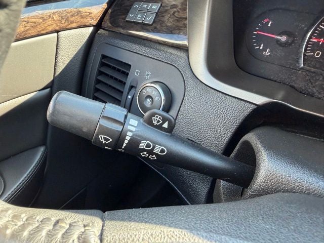 2011 Cadillac DTS Base