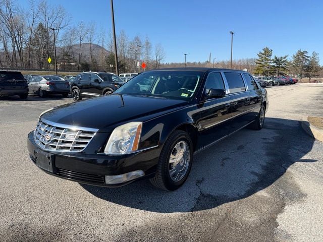 2011 Cadillac DTS Base