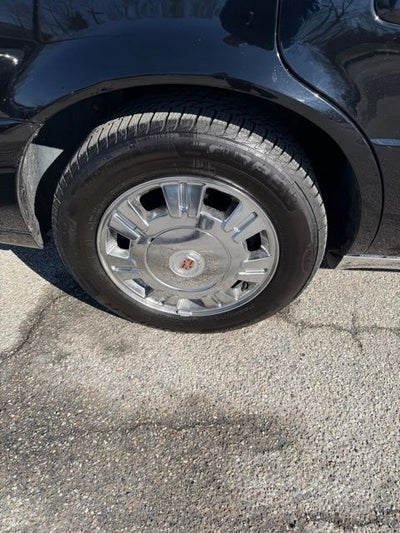 2011 Cadillac DTS Base