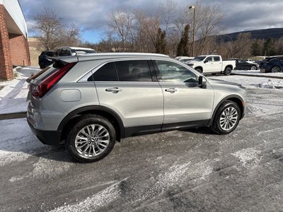 2024 Cadillac XT4 Premium Luxury