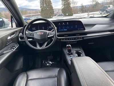 2024 Cadillac XT4 Premium Luxury