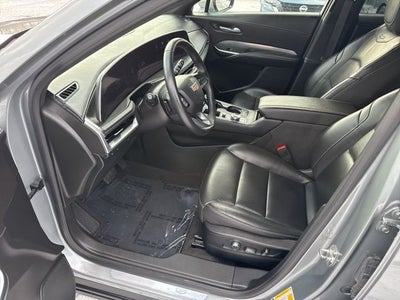2024 Cadillac XT4 Premium Luxury