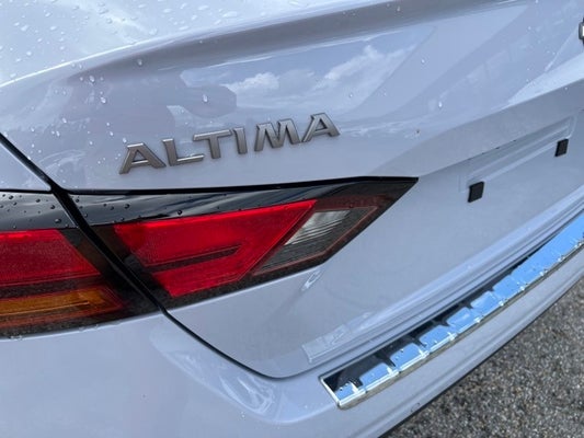 2023 Nissan Altima 2.5 SR in Bennington, VT - Bennington Nissan