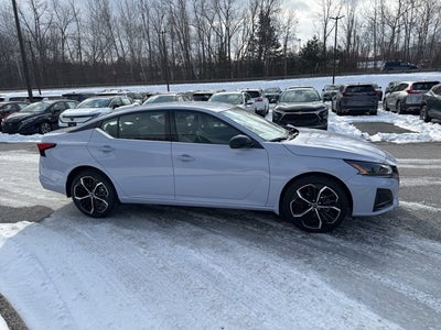 2025 Nissan Altima 2.5 SR