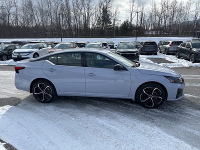 2025 Nissan Altima 2.5 SR