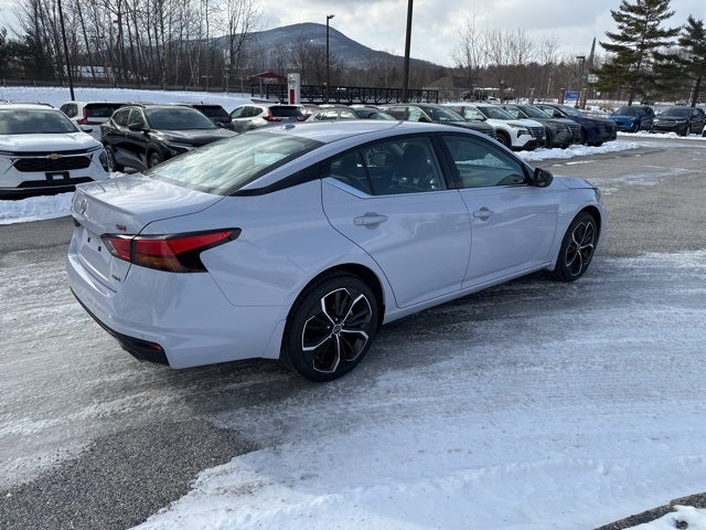 2025 Nissan Altima 2.5 SR