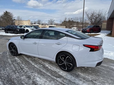 2025 Nissan Altima 2.5 SR