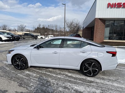 2025 Nissan Altima 2.5 SR