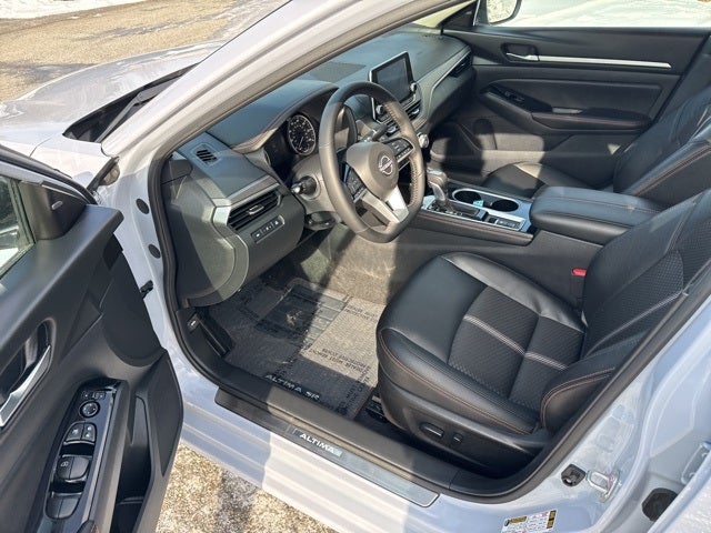 2025 Nissan Altima 2.5 SR