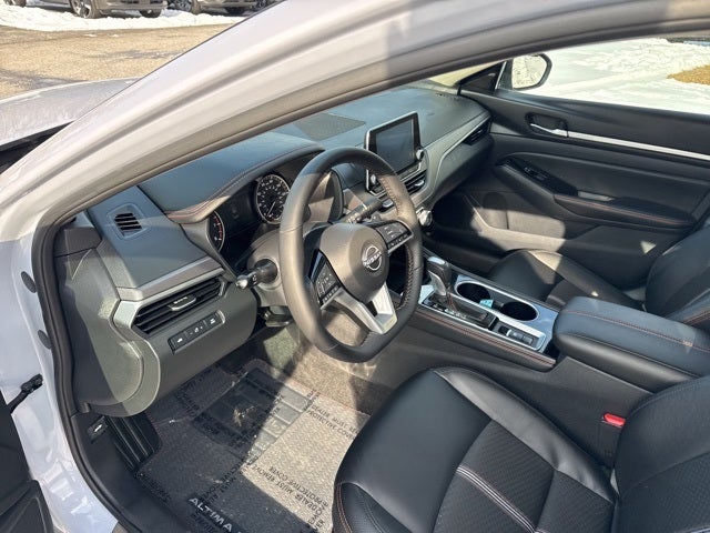 2025 Nissan Altima 2.5 SR