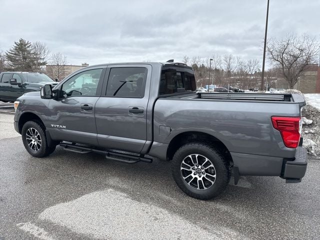 2024 Nissan Titan SV