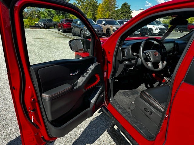 2023 Nissan Frontier PRO-X