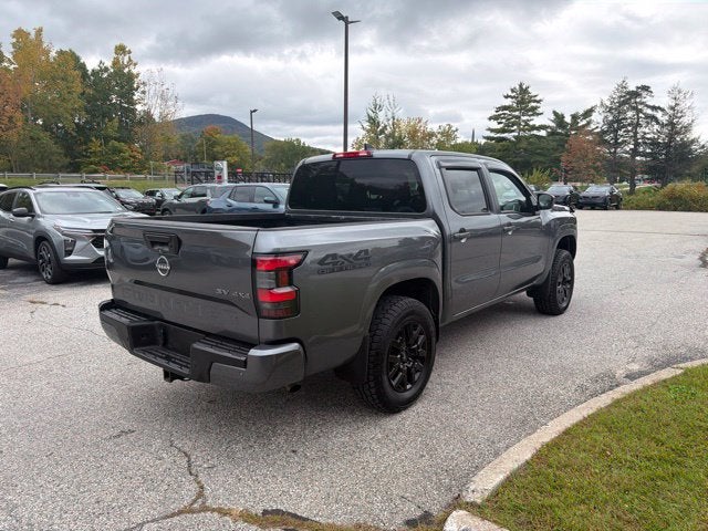 2023 Nissan Frontier SV
