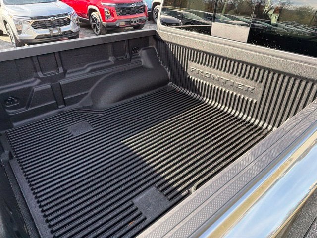 2027 Nissan Frontier SV