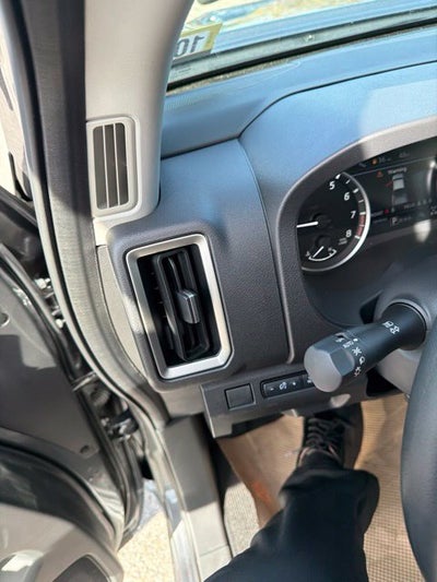 2027 Nissan Frontier SV