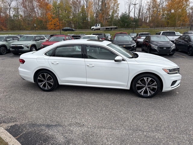 2021 Volkswagen Passat 2.0T SE