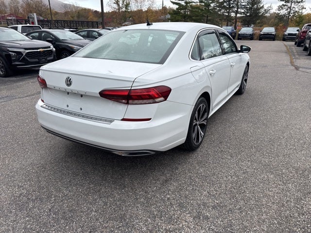 2021 Volkswagen Passat 2.0T SE