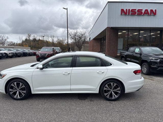 2021 Volkswagen Passat 2.0T SE