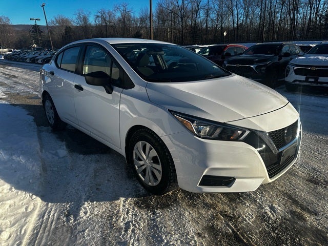 2020 Nissan Versa 1.6 S