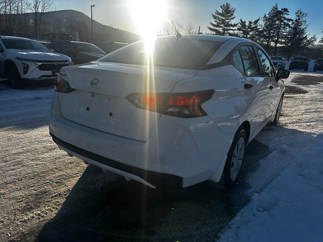 2020 Nissan Versa 1.6 S