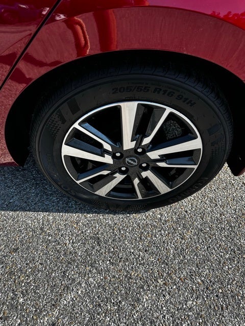 2025 Nissan Versa 1.6 SV