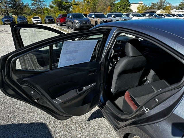 2025 Nissan Versa 1.6 SR