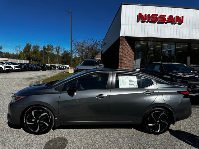 2025 Nissan Versa 1.6 SR