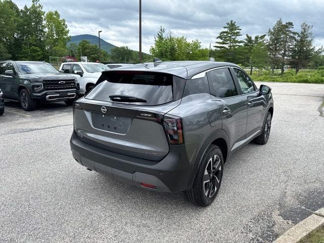 2025 Nissan Kicks SV