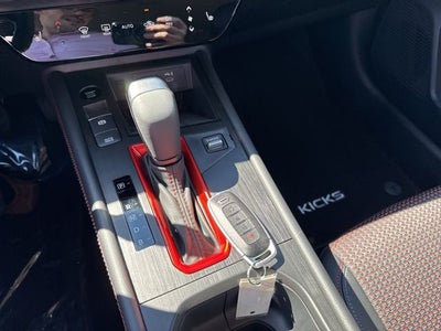 2026 Nissan Kicks SR