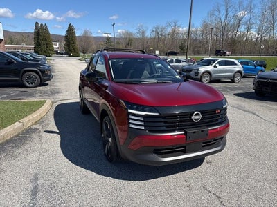 2026 Nissan Kicks SR