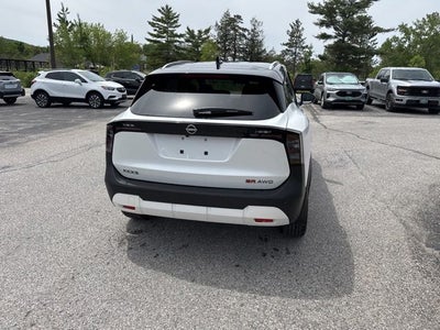 2026 Nissan Kicks SR
