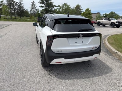 2026 Nissan Kicks SR