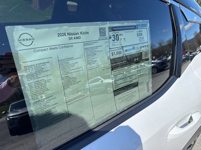 2026 Nissan Kicks SR