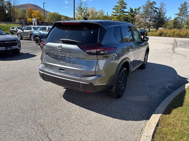 2027 Nissan Rogue SV