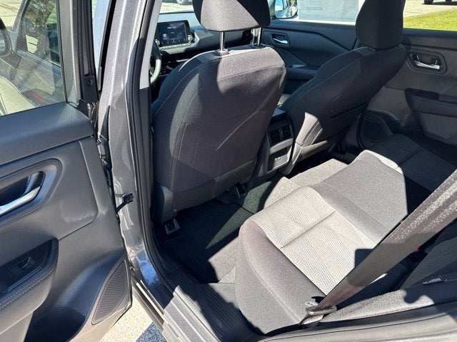 2027 Nissan Rogue SV
