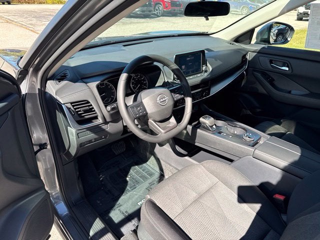 2027 Nissan Rogue SV