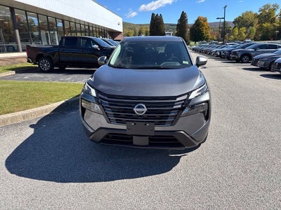 2027 Nissan Rogue SV